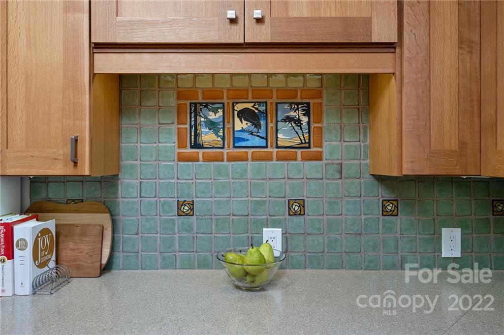 53 Carrier Street Asheville NC 28806
