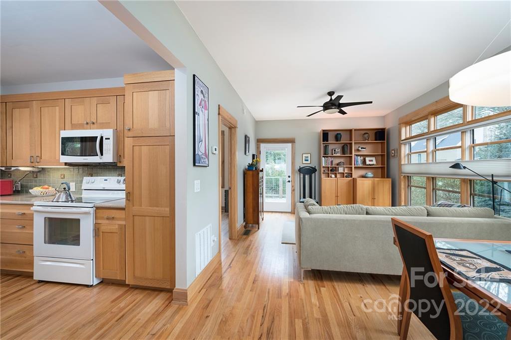 53 Carrier Street Asheville NC 28806