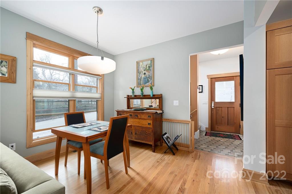53 Carrier Street Asheville NC 28806