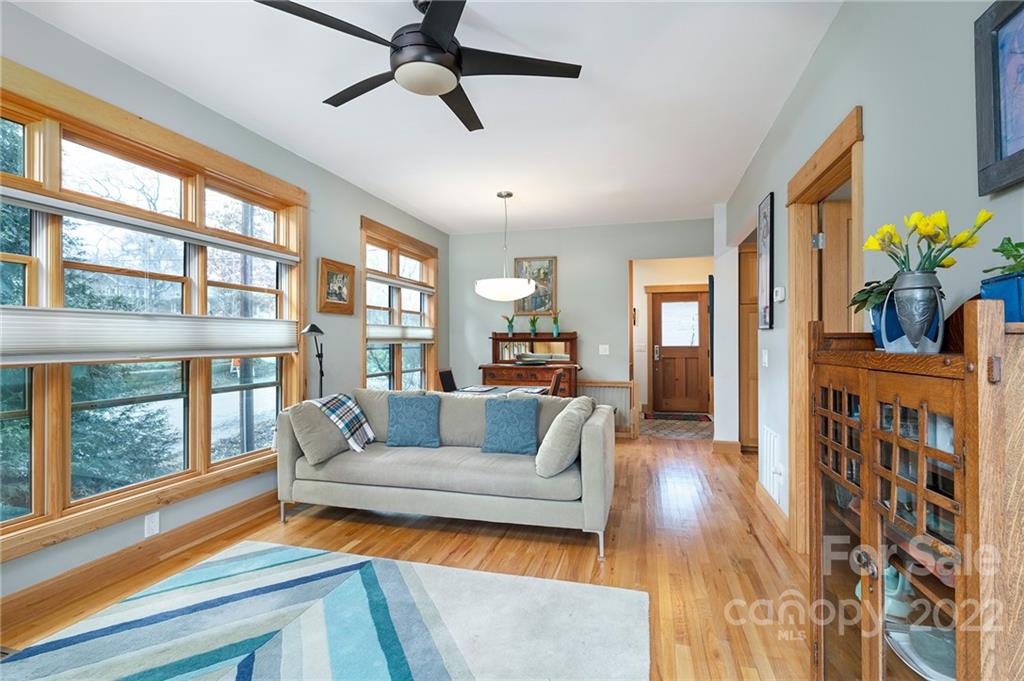 53 Carrier Street Asheville NC 28806