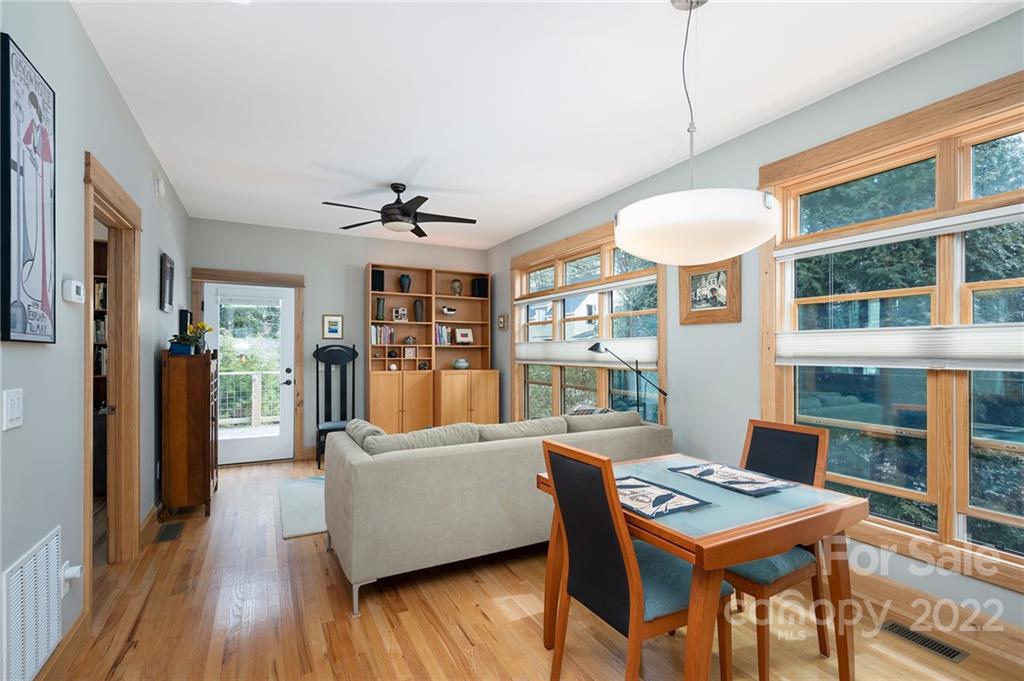 53 Carrier Street Asheville NC 28806