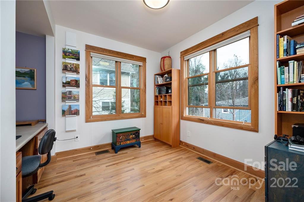 53 Carrier Street Asheville NC 28806