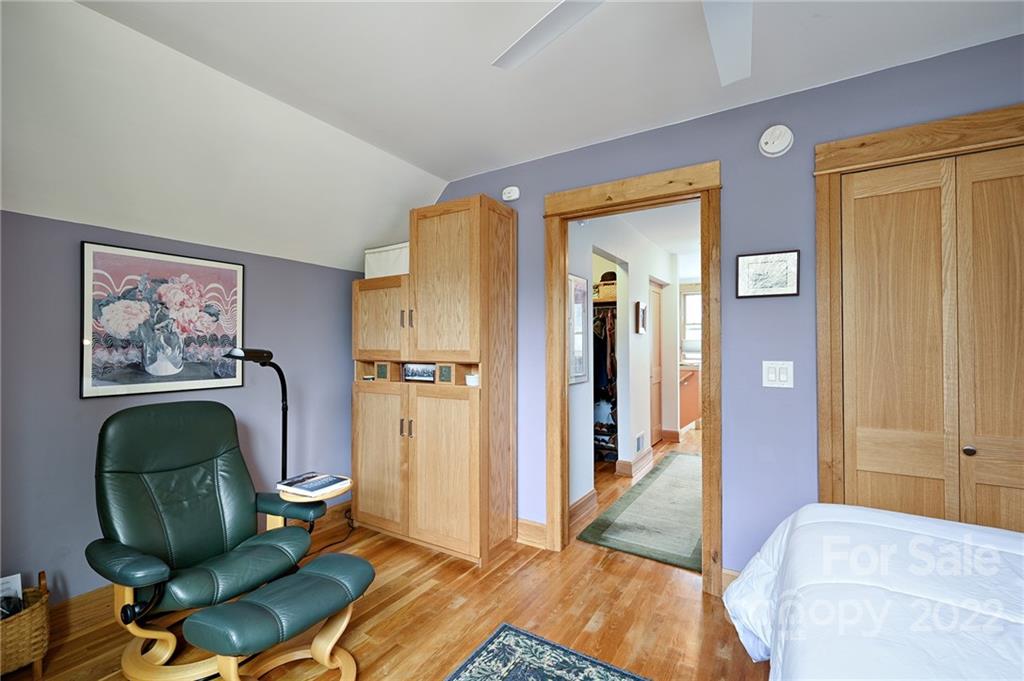53 Carrier Street Asheville NC 28806