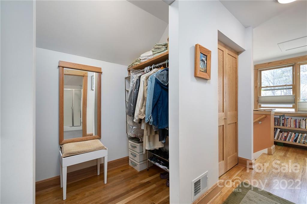 53 Carrier Street Asheville NC 28806