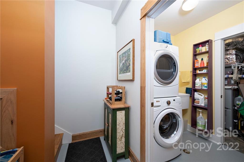 53 Carrier Street Asheville NC 28806