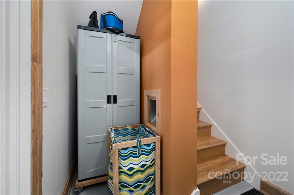 53 Carrier Street Asheville NC 28806