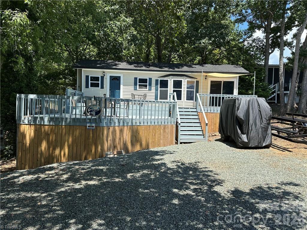 112 N Cardinal Drive New London NC 28127