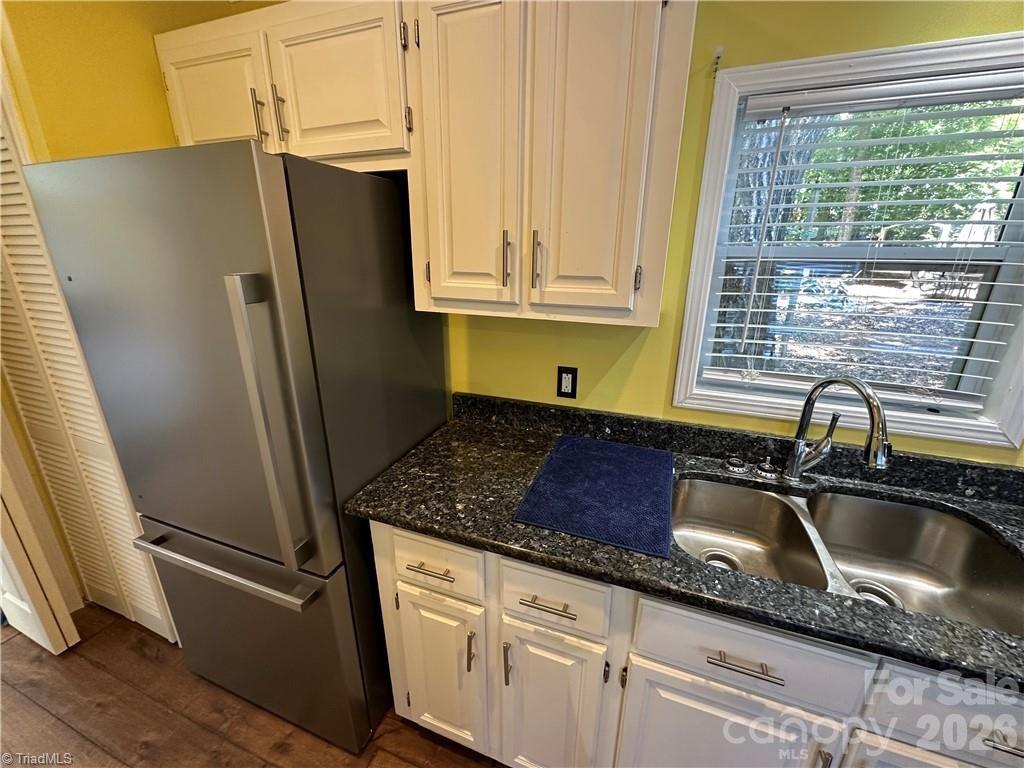 112 N Cardinal Drive New London NC 28127