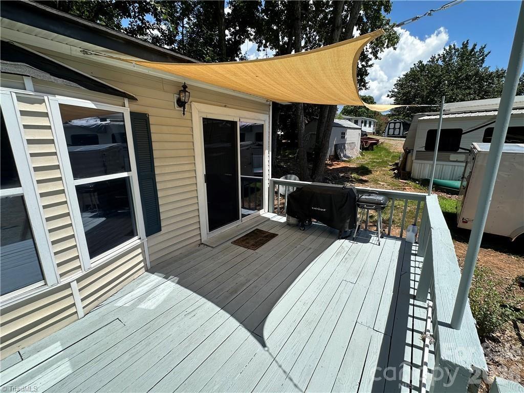 112 N Cardinal Drive New London NC 28127