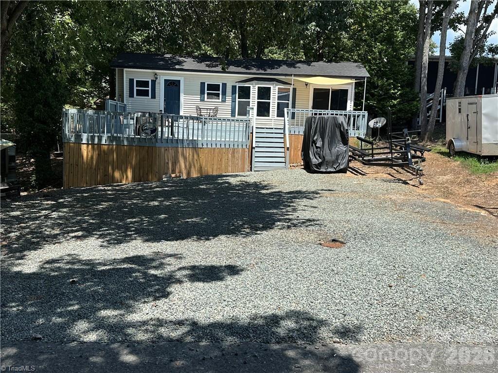 112 N Cardinal Drive New London NC 28127
