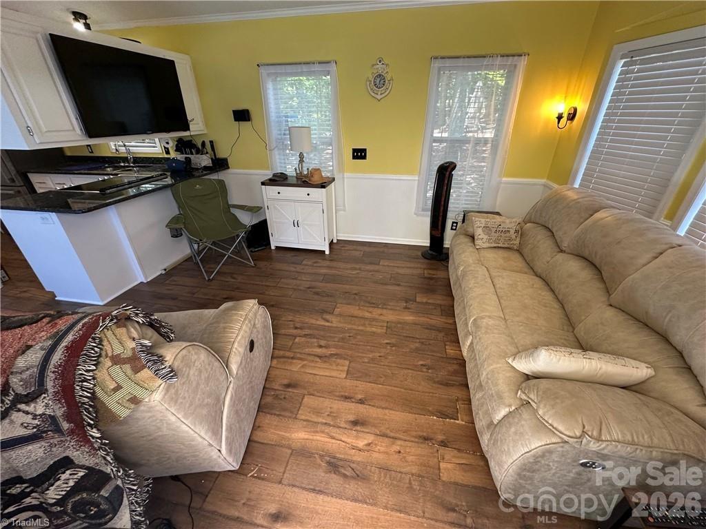 112 N Cardinal Drive New London NC 28127