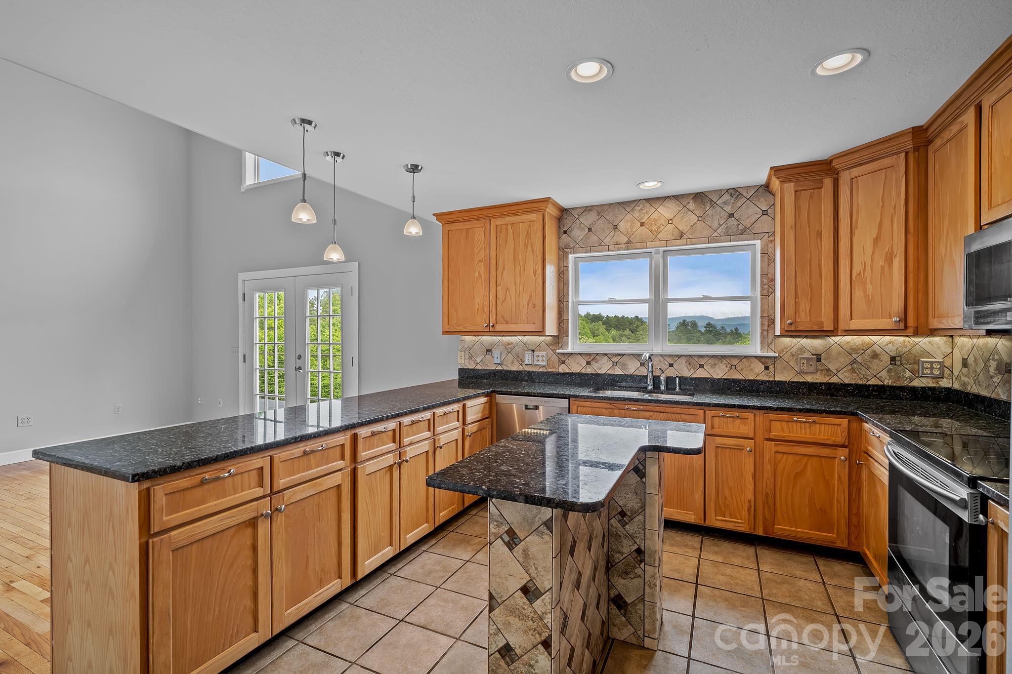 77 Paradise Ridge Marshall NC 28753
