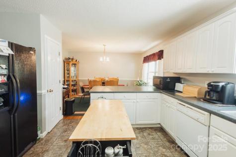 48 Open Range Drive Barnardsville NC 28709