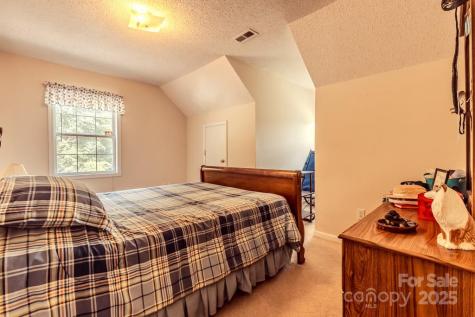 48 Open Range Drive Barnardsville NC 28709