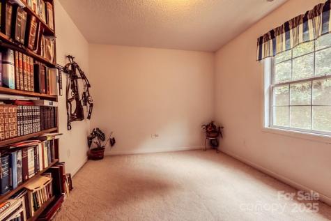 48 Open Range Drive Barnardsville NC 28709