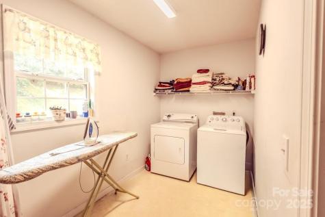 48 Open Range Drive Barnardsville NC 28709