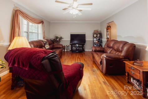 48 Open Range Drive Barnardsville NC 28709