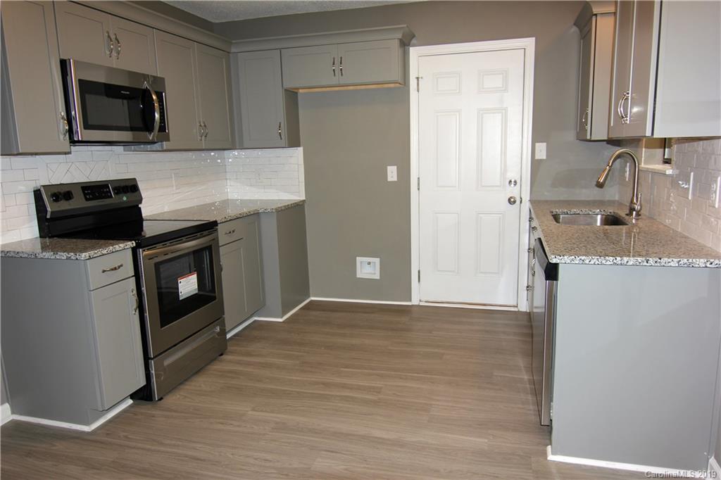 6412 Tivoli Court Charlotte NC 28211