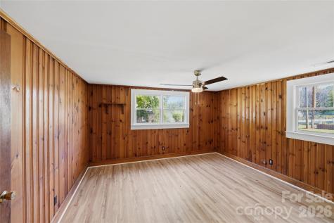 2231 Claremont Road Newton NC 28658