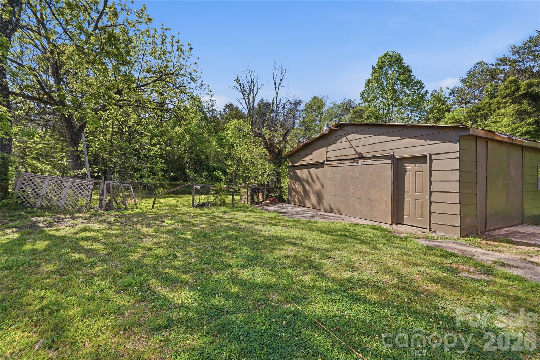 2231 Claremont Road Newton NC 28658