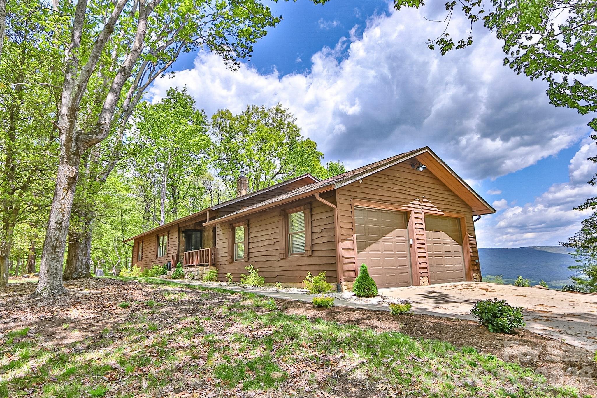 1401 Greenstreet Drive Traphill NC 28685