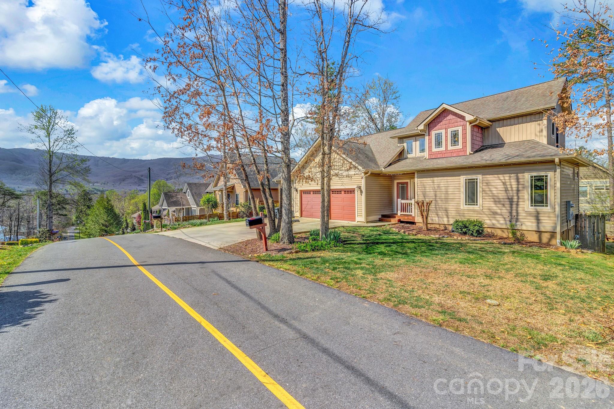 122 Craggy Street Black Mountain NC 28711