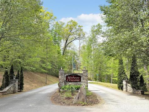 237 Midway Crossing Clyde NC 28721