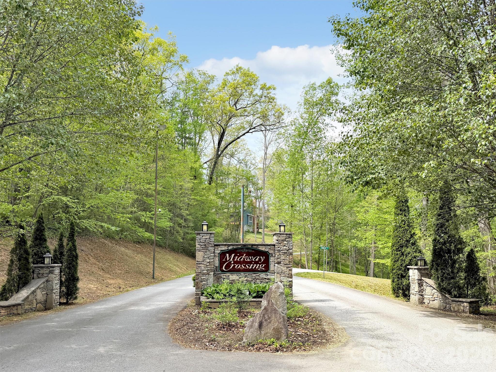 237 Midway Crossing Clyde NC 28721