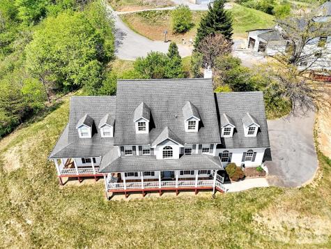 237 Midway Crossing Clyde NC 28721