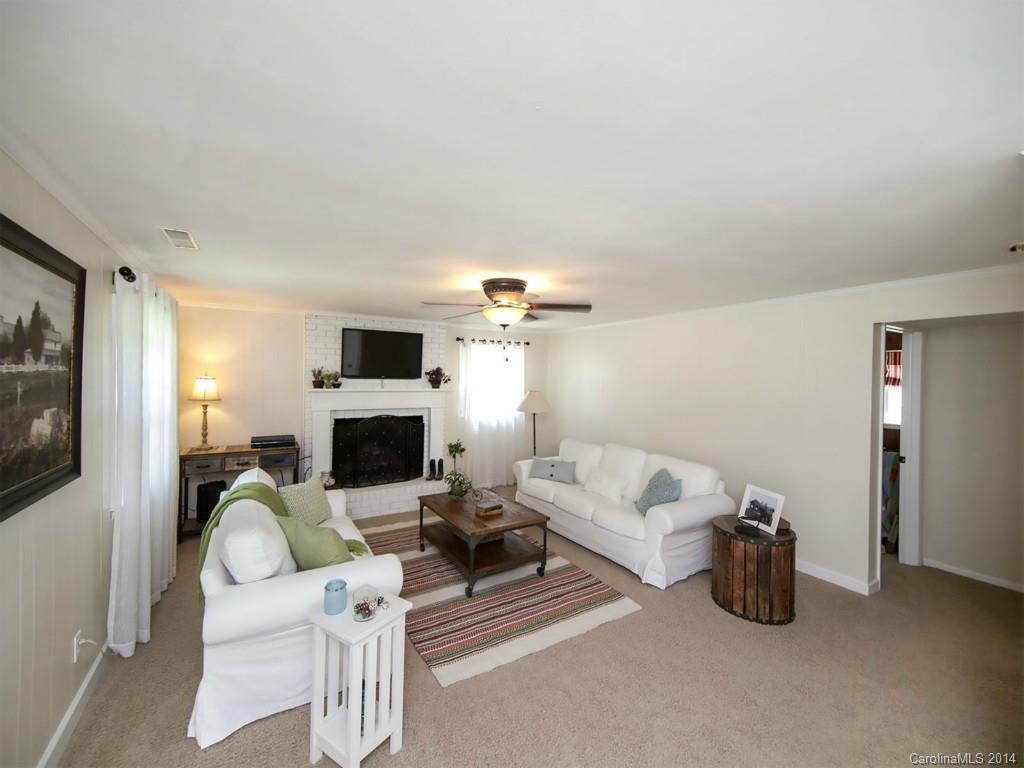 6140 Wheeler Drive Charlotte NC 28211