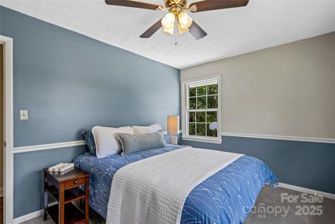 11 Blueberry Hill Road Asheville NC 28804