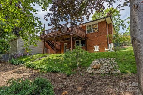 11 Blueberry Hill Road Asheville NC 28804