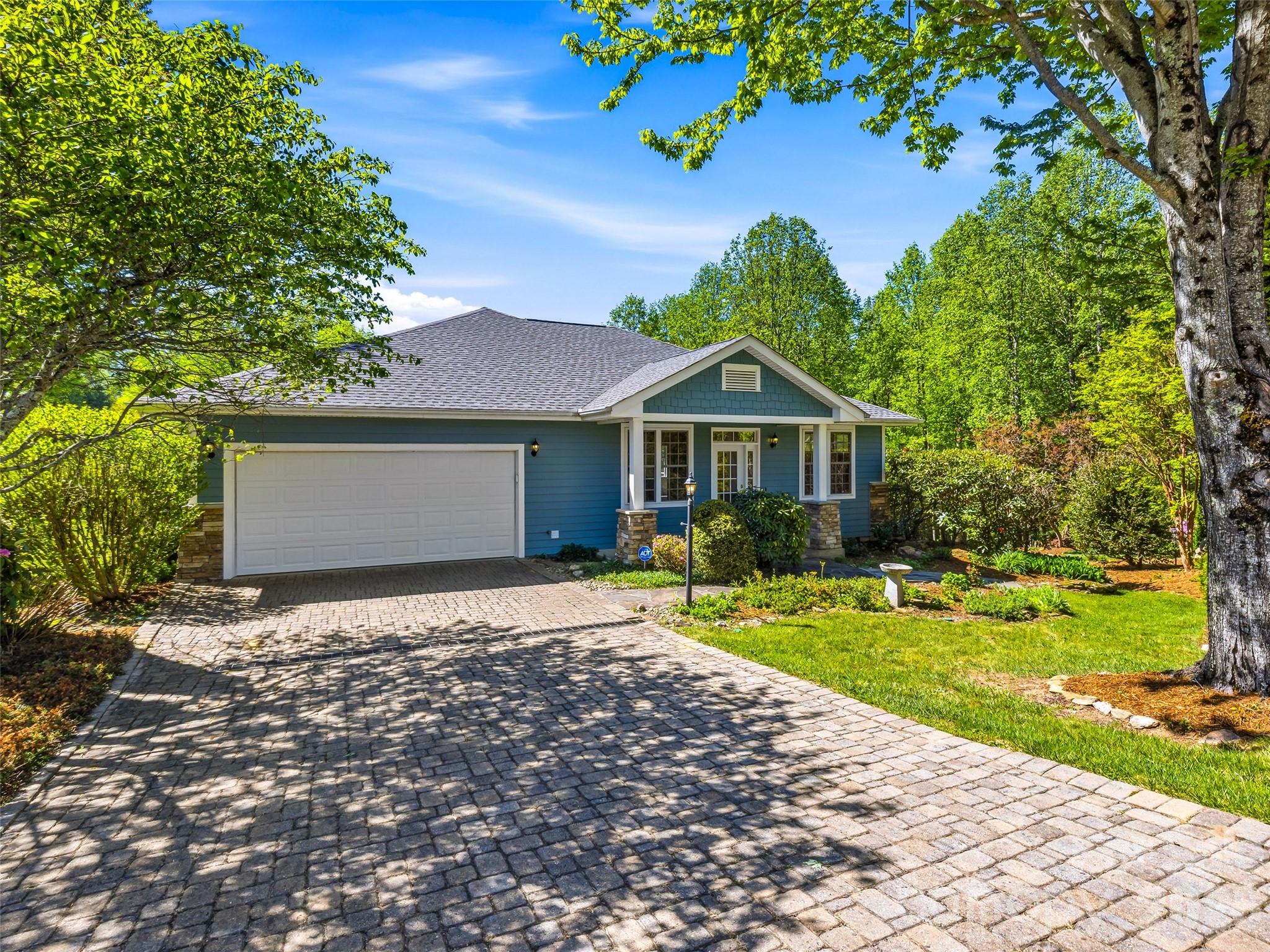 35 Stonecrest Court Flat Rock NC 28731