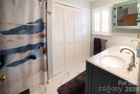 3153 Village Drive Morganton NC 28655
