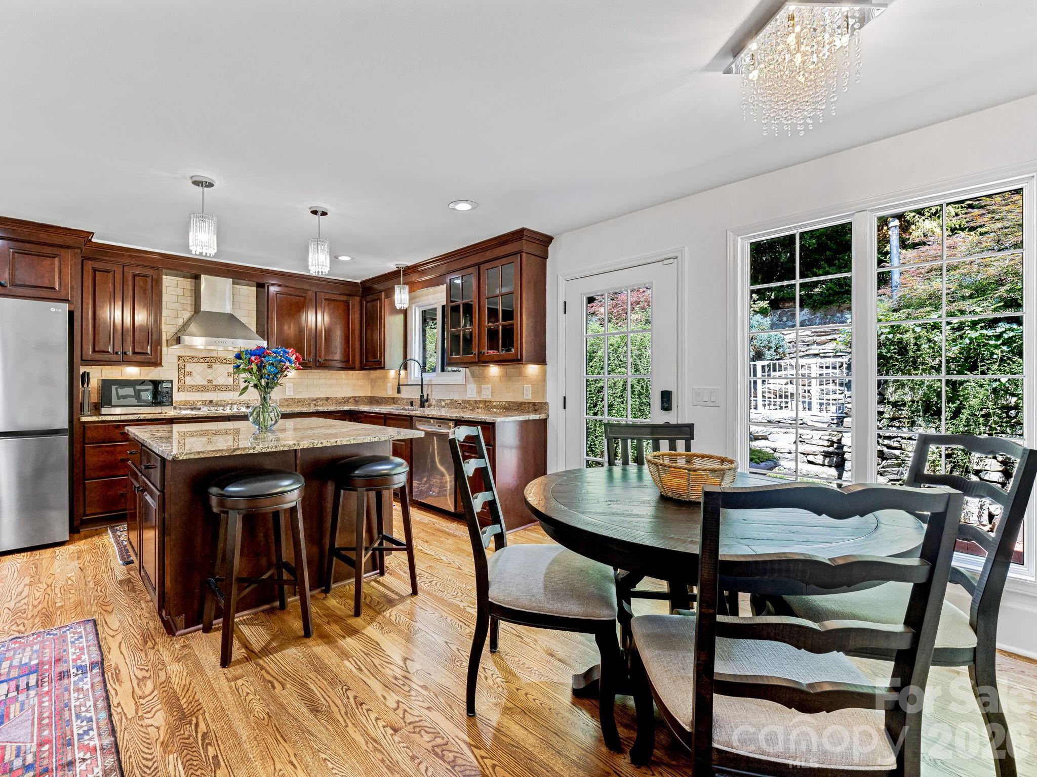 163 Northern Lights Lane Hendersonville NC 28739