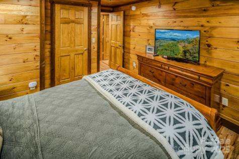 719 Pine Ridge Road Beech Mountain NC 28604