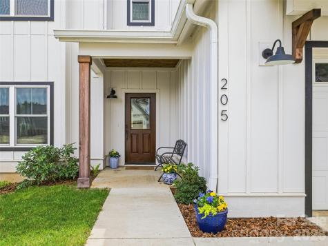 205 Weybridge Drive Arden NC 28704