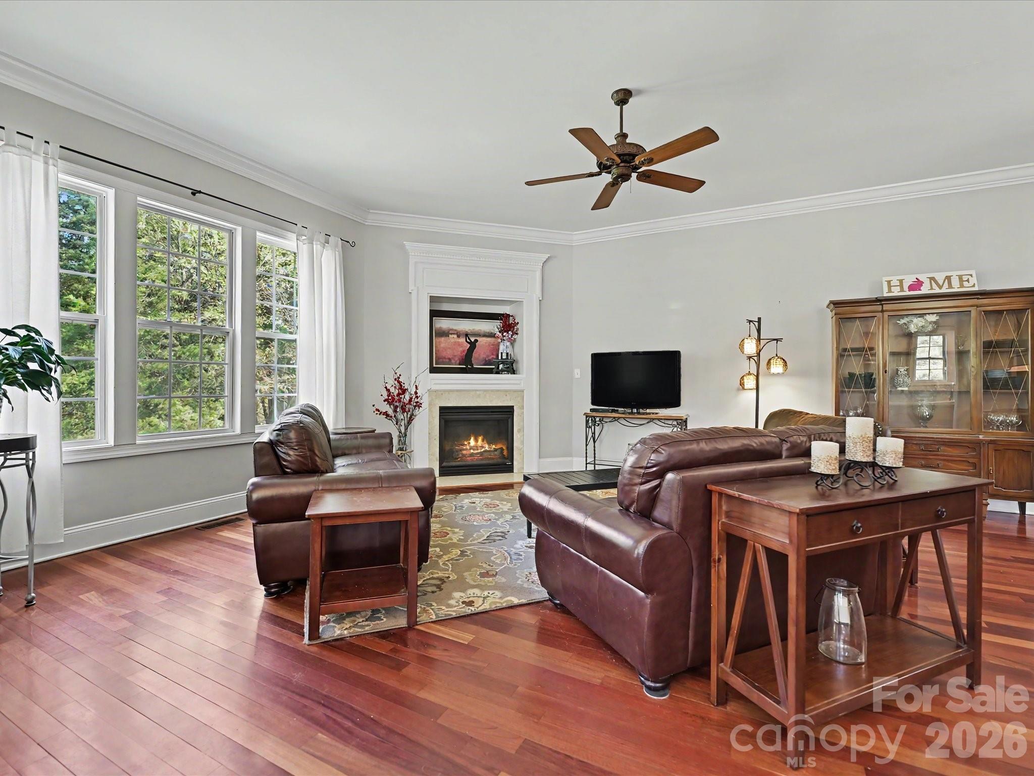 4221 Barons Court Harrisburg NC 28075