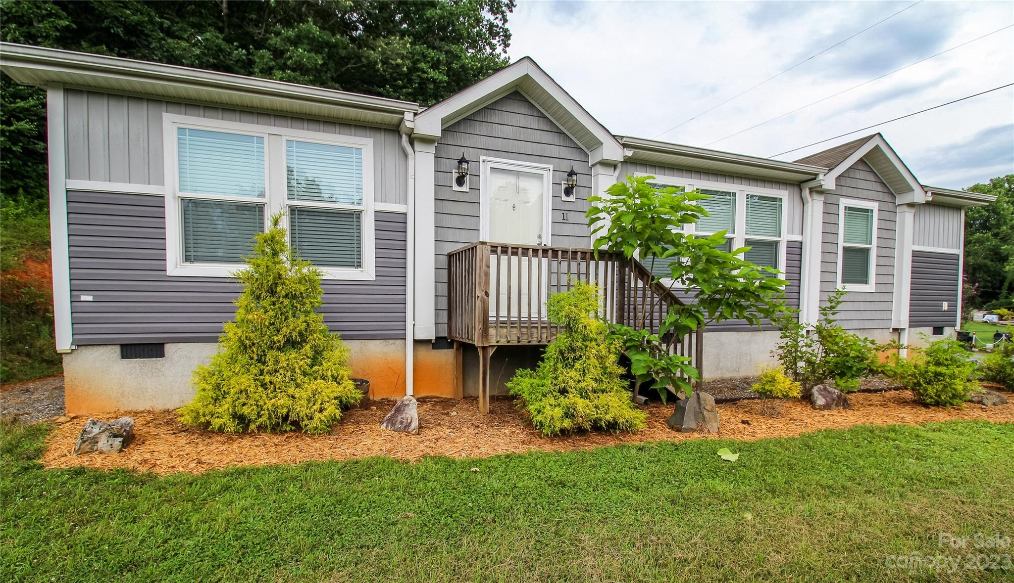 11 Bartlett Avenue Black Mountain NC 28711