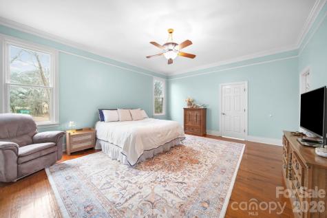1004 Four Mile Loop Cheraw SC 29520
