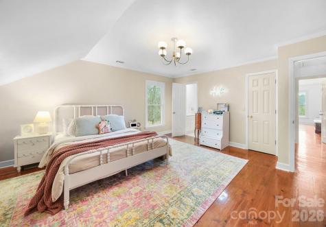 1004 Four Mile Loop Cheraw SC 29520