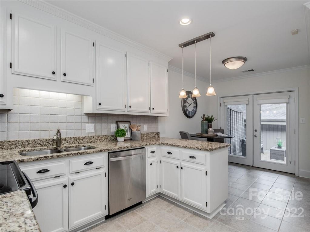 5302 Wingedfoot Road Charlotte NC 28226