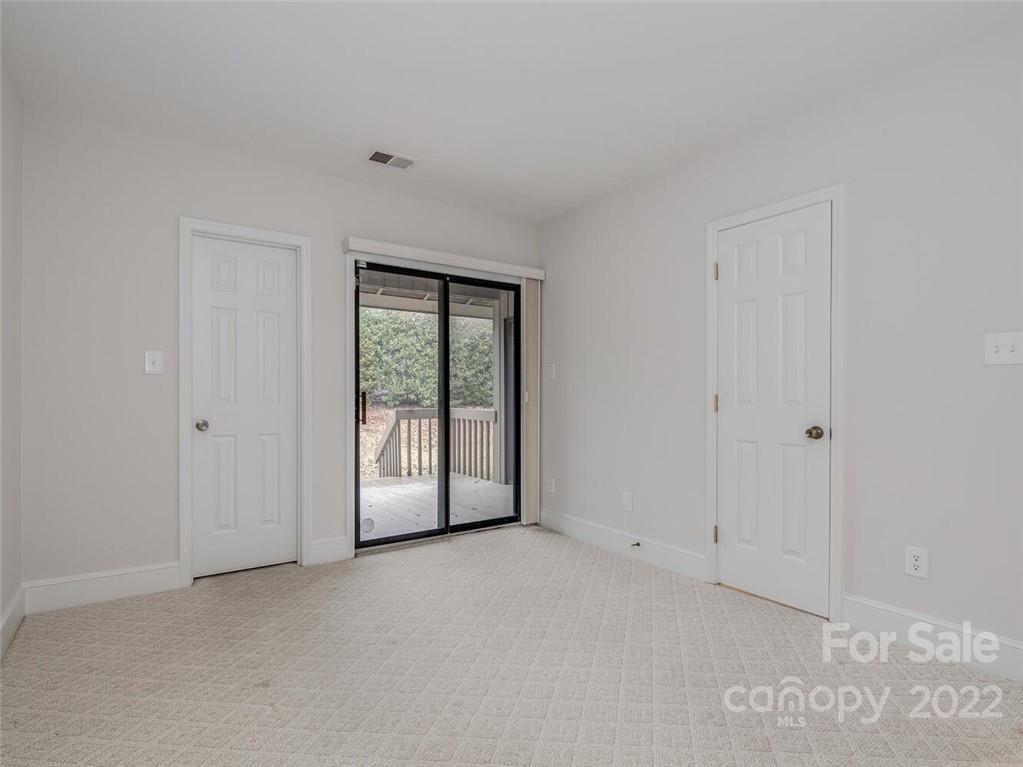 5302 Wingedfoot Road Charlotte NC 28226