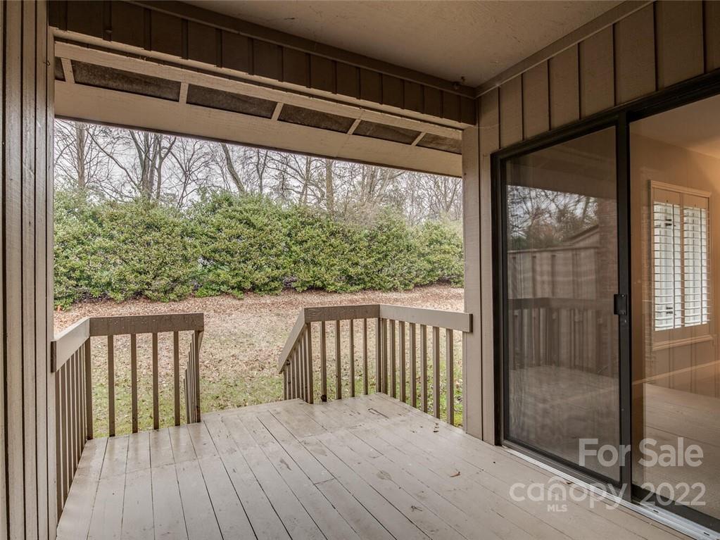 5302 Wingedfoot Road Charlotte NC 28226