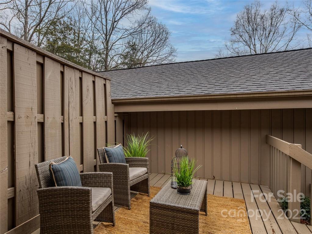 5302 Wingedfoot Road Charlotte NC 28226
