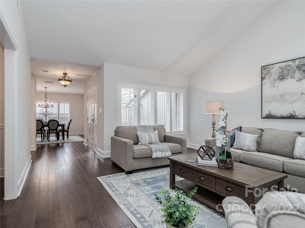 5302 Wingedfoot Road Charlotte NC 28226