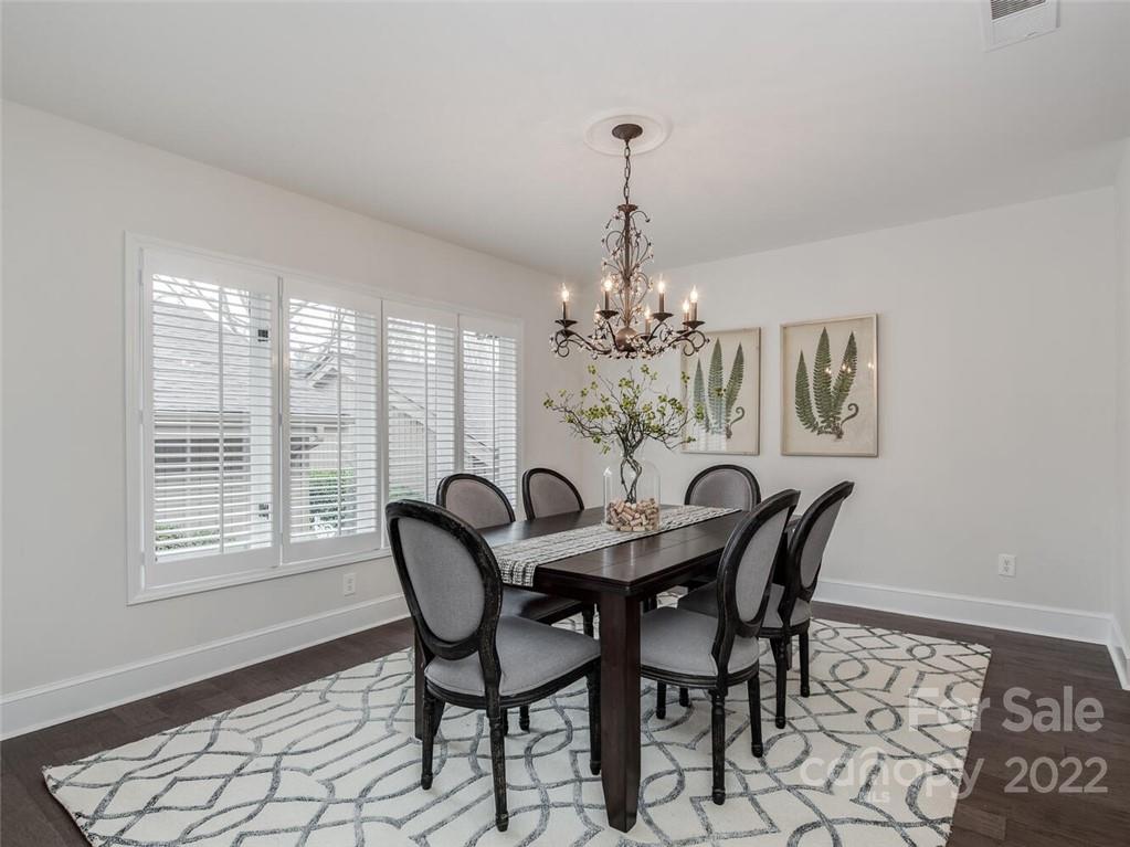 5302 Wingedfoot Road Charlotte NC 28226
