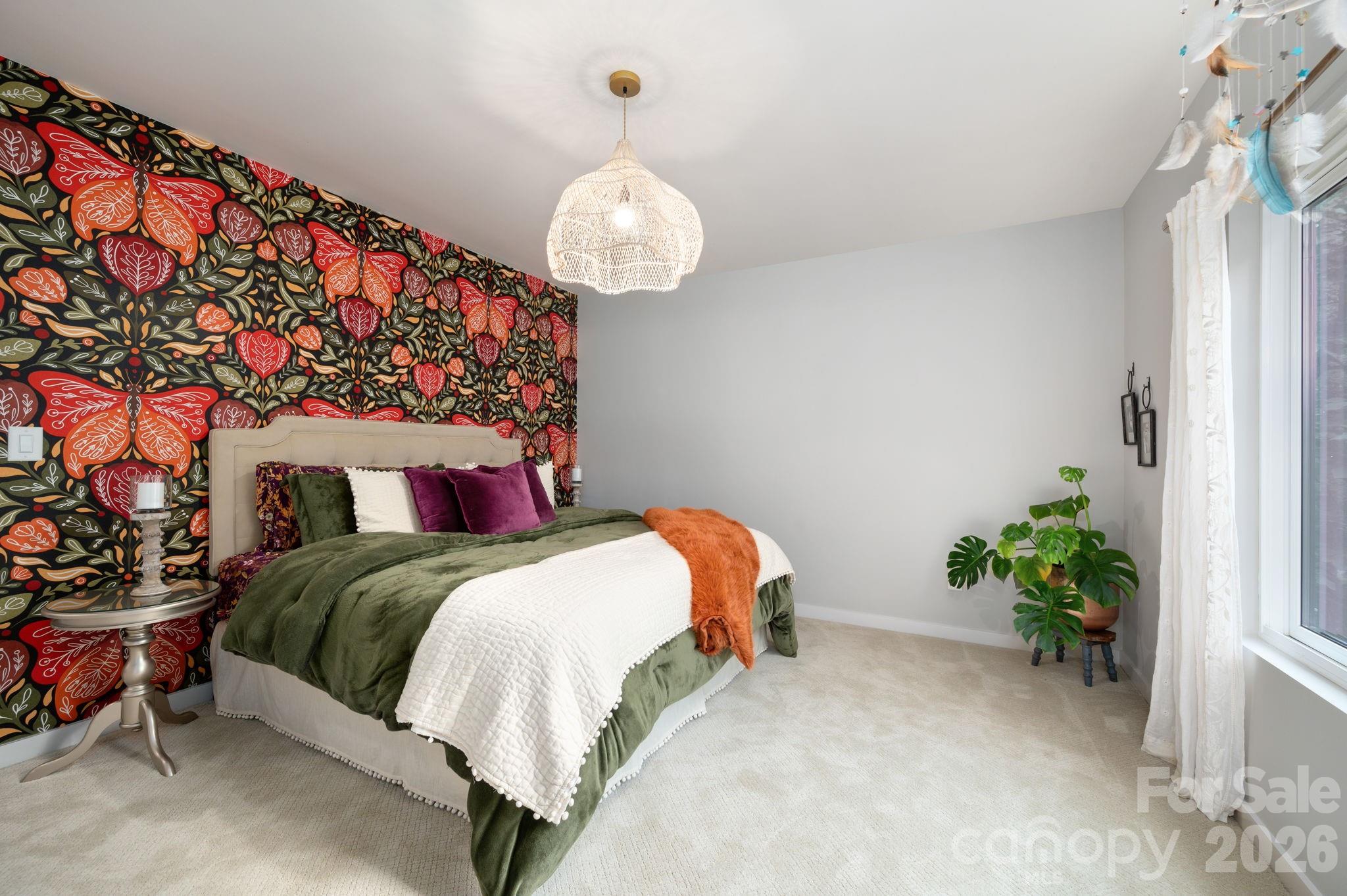 559 Shining Rock Path Horse Shoe NC 28742