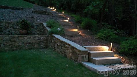 559 Shining Rock Path Horse Shoe NC 28742