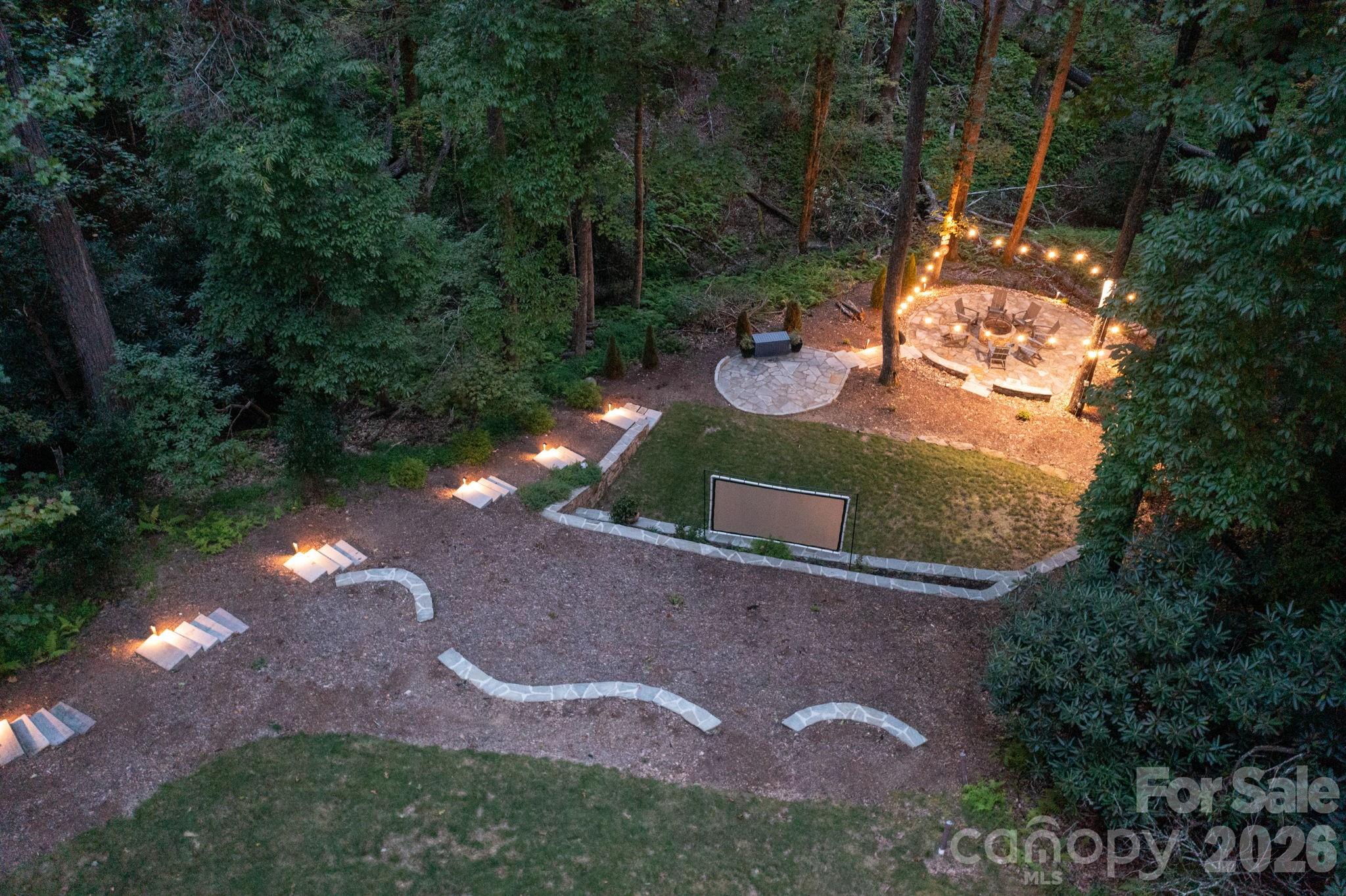 559 Shining Rock Path Horse Shoe NC 28742